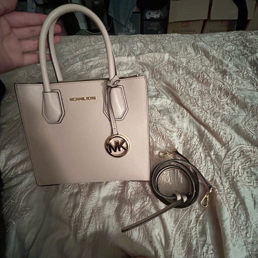 Don’t wear bag not my style.